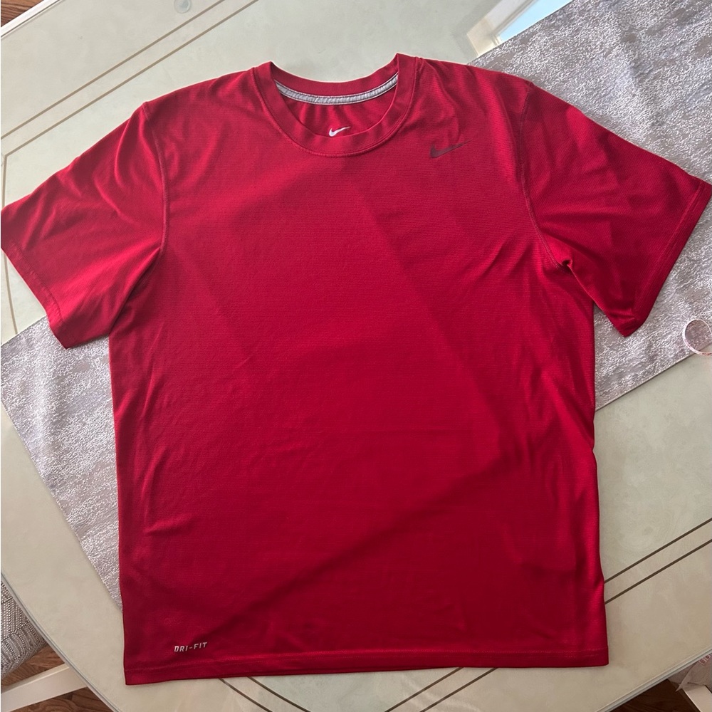 Nike Men’s Tshirt - Picture 2 of 16
